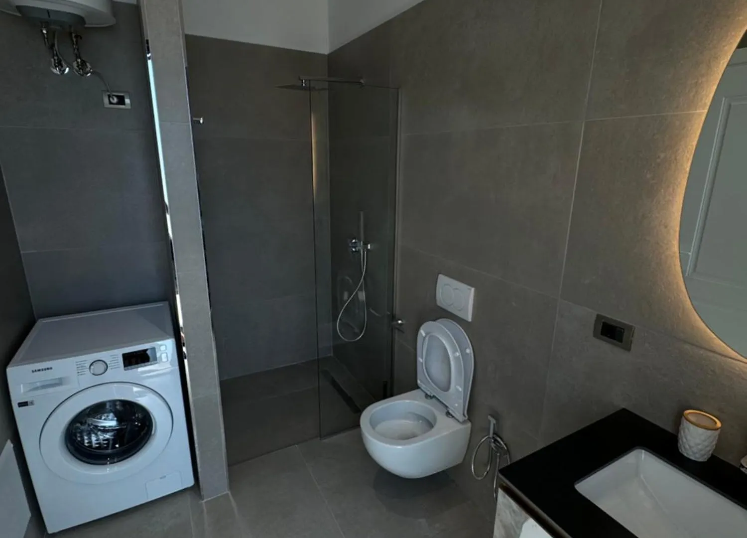 Aayan Apartments Vlore 0*,